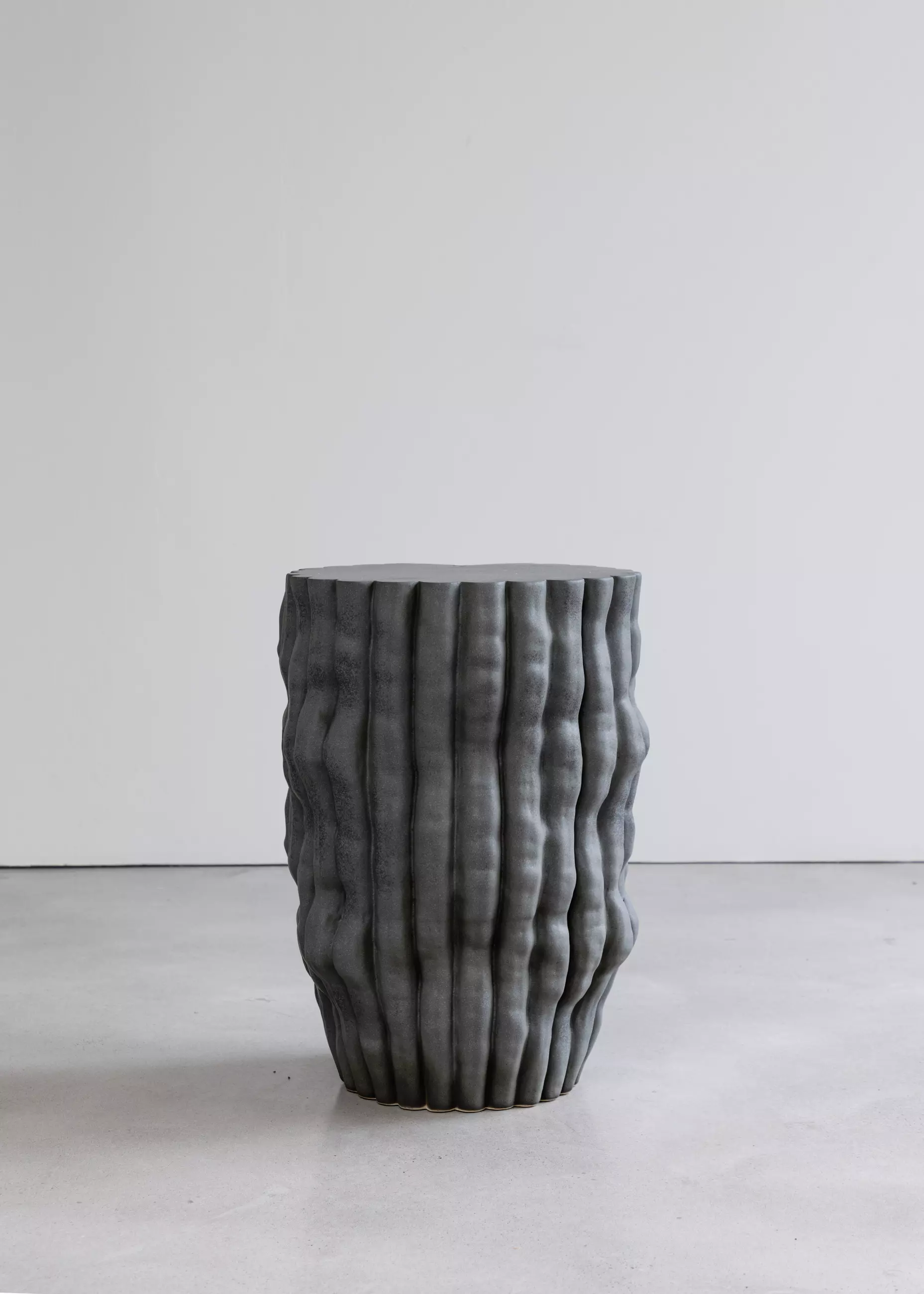 Arborescent - Black, ceramic